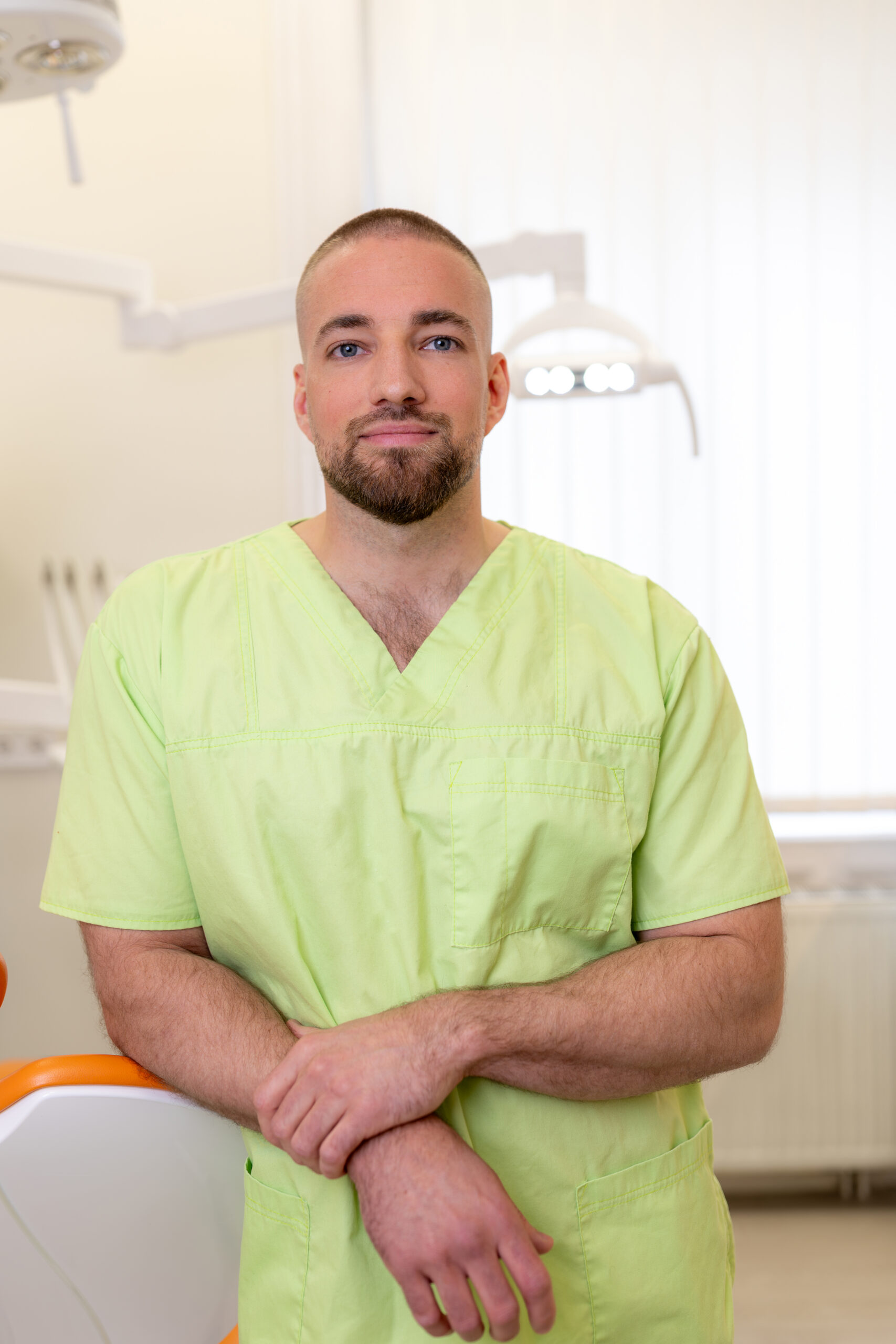 Dr. Decker Roland